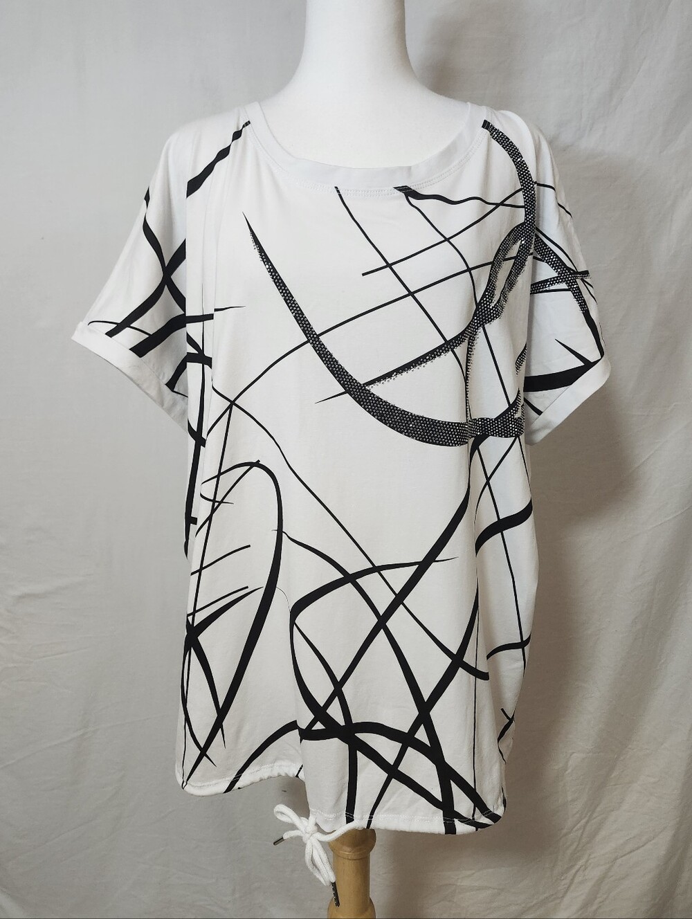 Paaha White & Black Abstract Print Short Sleeve Top